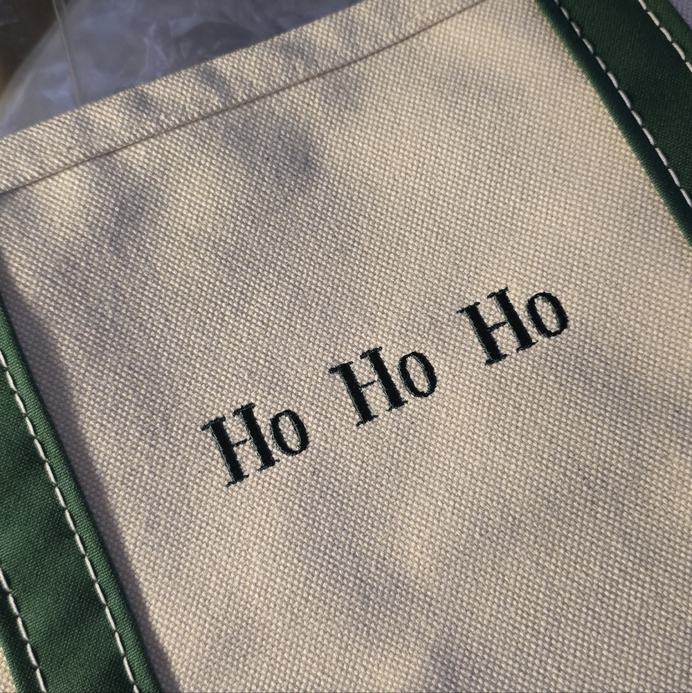 L.L. Bean Canvas Medium Boat Tote Bag "Ho Ho Ho" Custom Mono Green + White USA - Picture 1 of 6